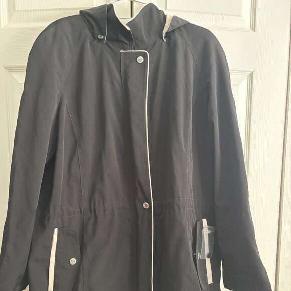Price Drop New Liz Claiborne Women's Hooded All Weather Coat. XL - Picture 1 of 5